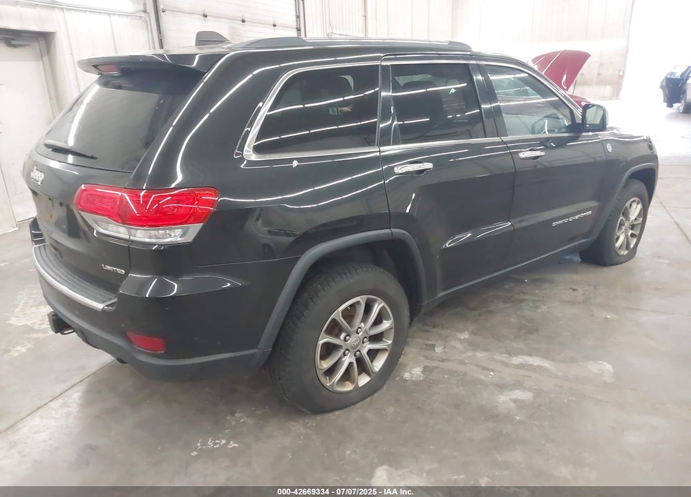 2015 JEEP GRAND CHEROKEE VIN: 1C4RJFBM8FC713369