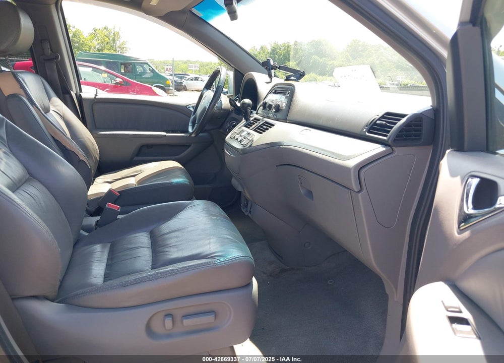 2010 HONDA ODYSSEY VIN: 5FNRL3H6XAB041182