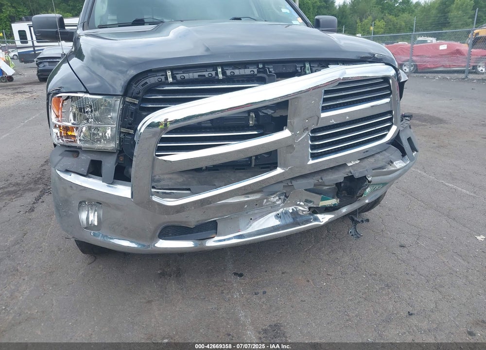 2016 RAM 1500 VIN: 1C6RR7GT8GS390650