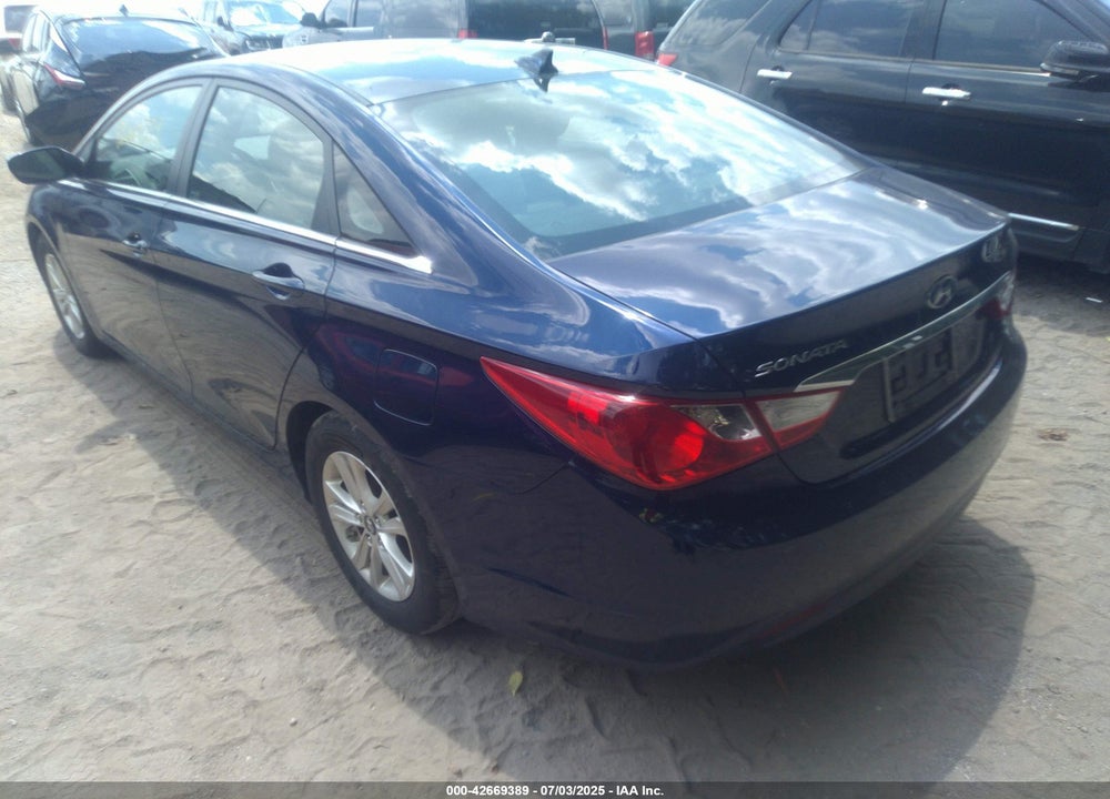2012 HYUNDAI SONATA VIN: 5NPEB4AC6CH310449