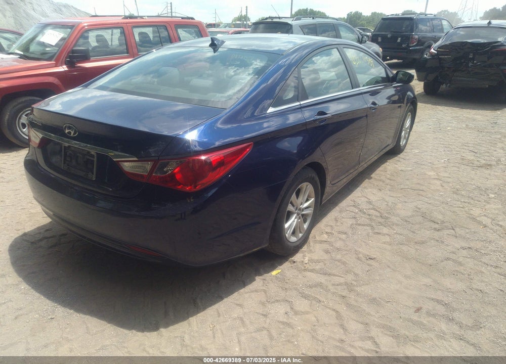 2012 HYUNDAI SONATA VIN: 5NPEB4AC6CH310449