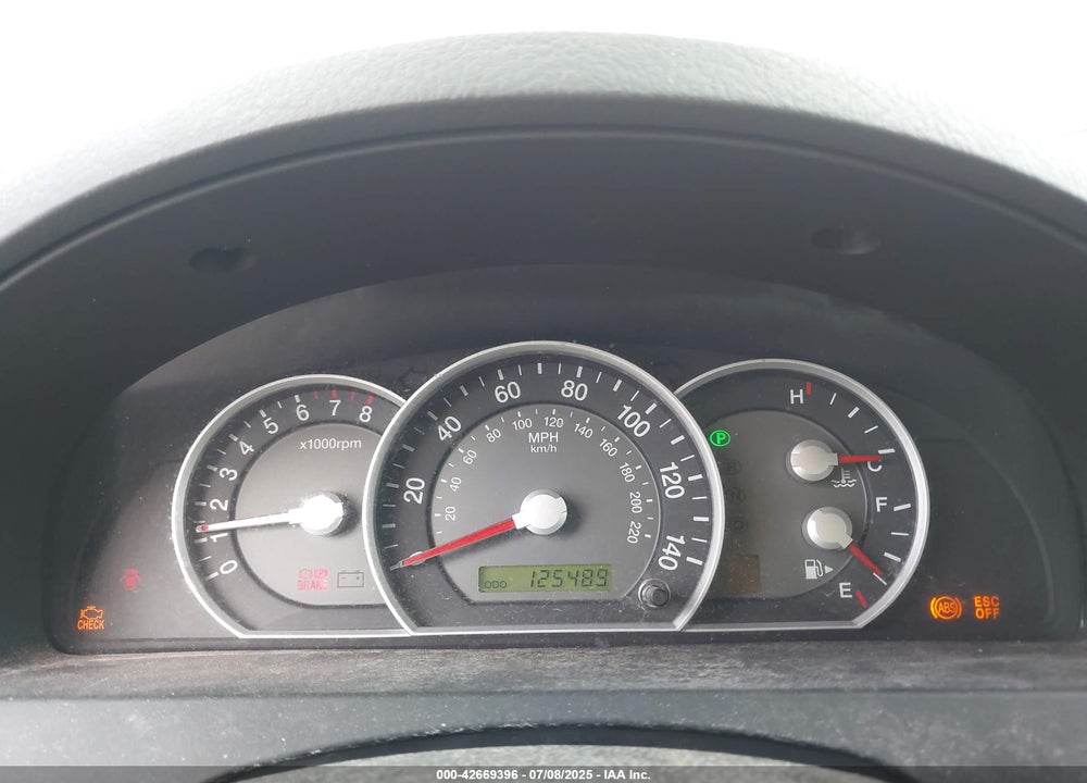 2007 KIA SORENTO VIN: KNDJD736475666082