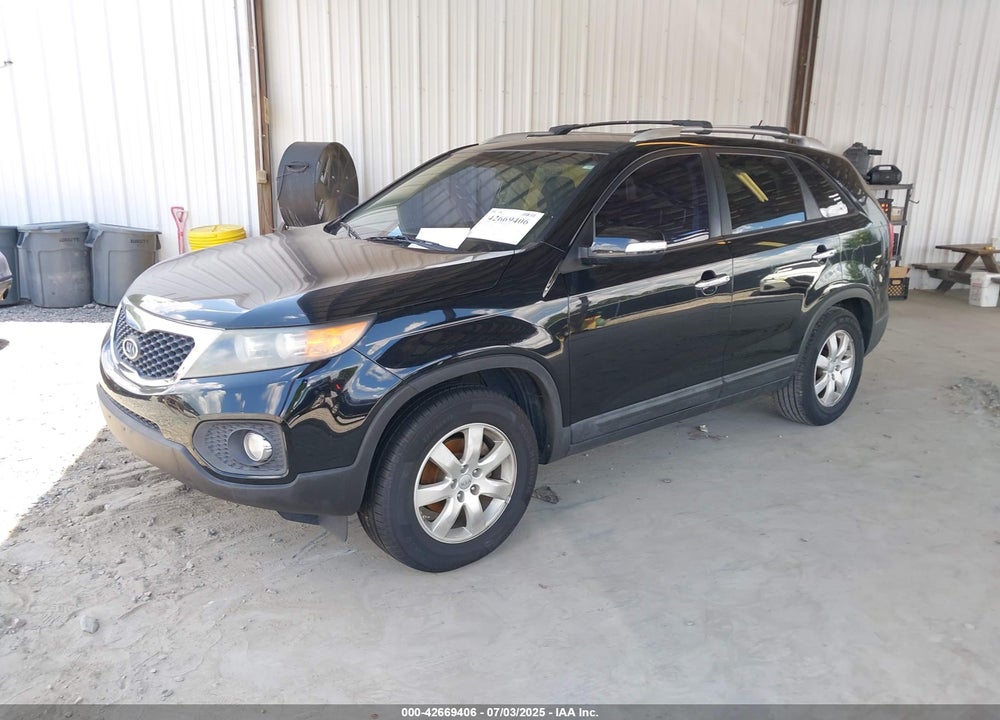 2012 KIA SORENTO VIN: 5XYKT3A68CG267079