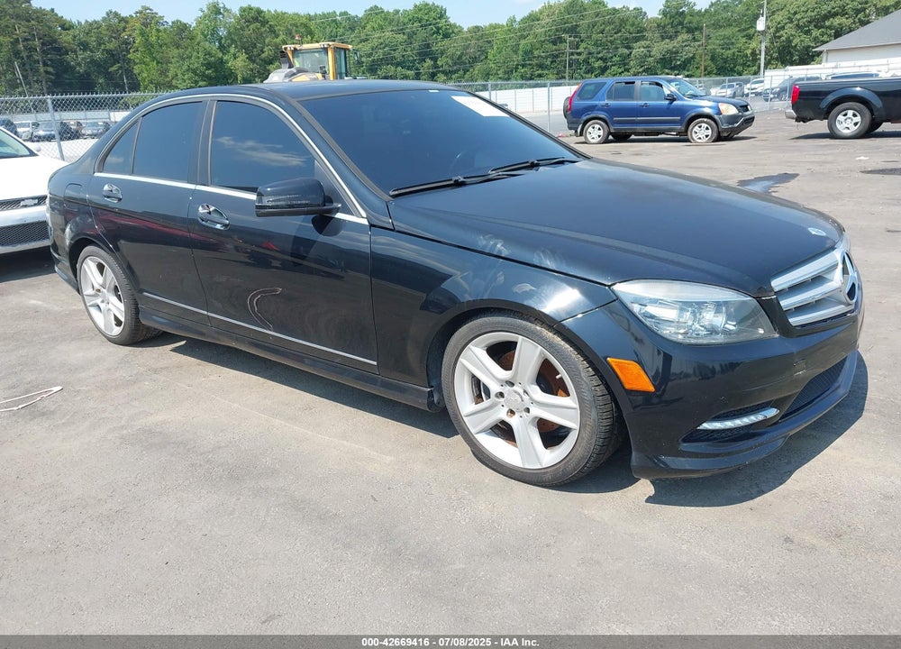 2011 MERCEDES-BENZ C 300 LUXURY 4MATIC/SPORT 4MATIC VIN: WDDGF8BB1BR180376