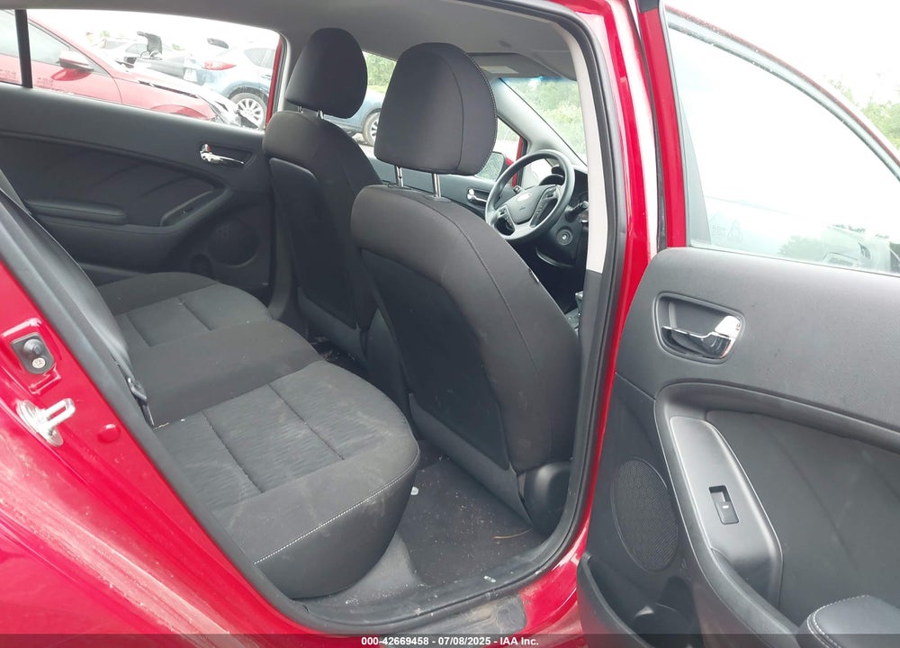 2016 KIA FORTE LX VIN: KNAFK4A6XG5613347