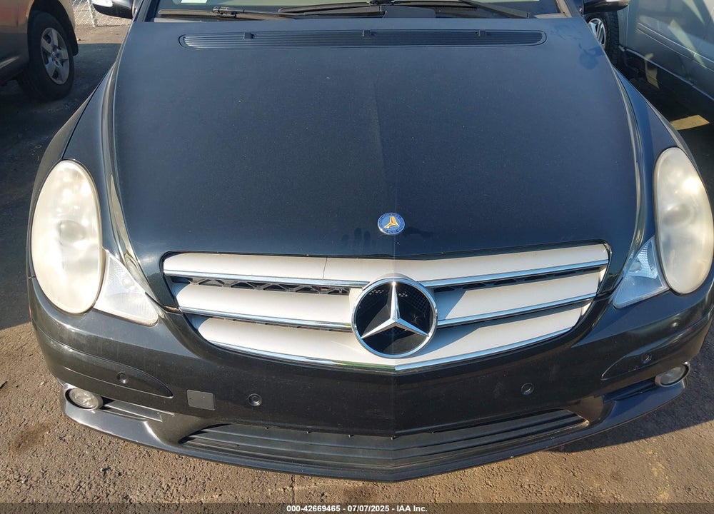 2008 MERCEDES-BENZ R 320 CDI VIN: 4JGCB22E18A074993