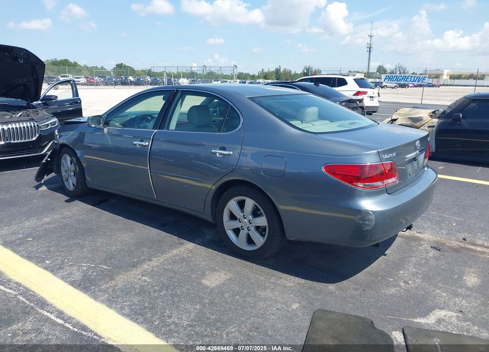 2005 LEXUS ES 330 VIN: JTHBA30G155105711