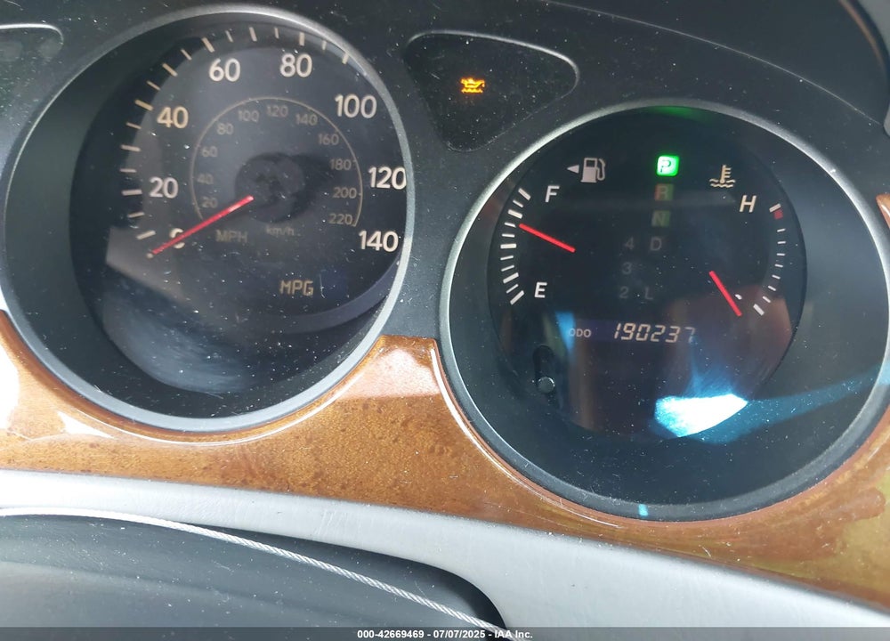 2005 LEXUS ES 330 VIN: JTHBA30G155105711