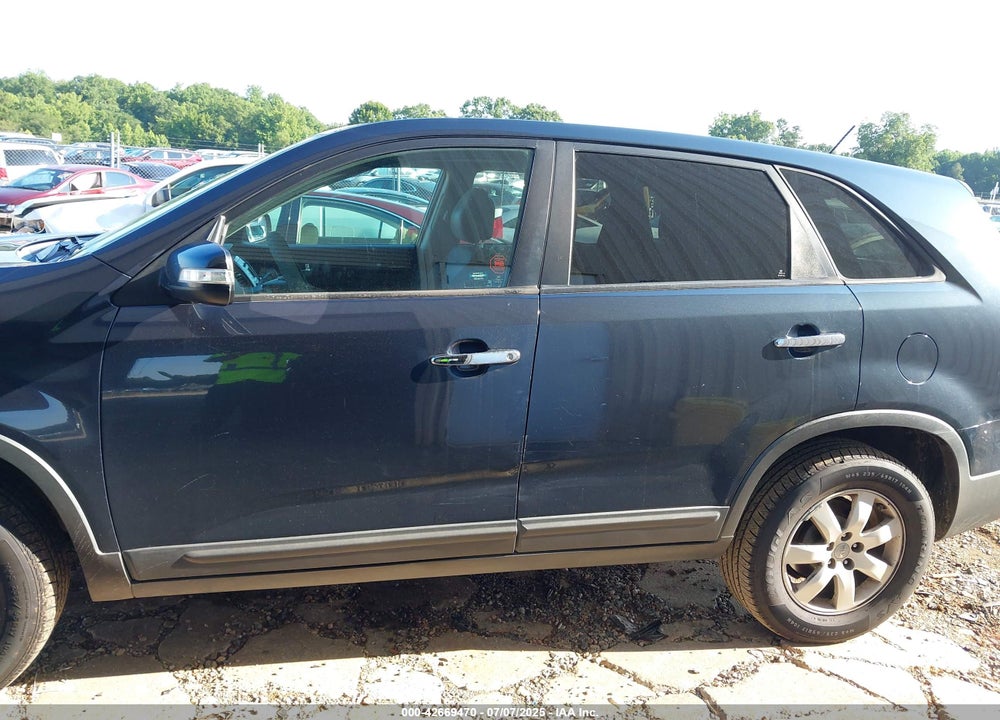 2012 KIA SORENTO VIN: 5XYKT4A18CG234299