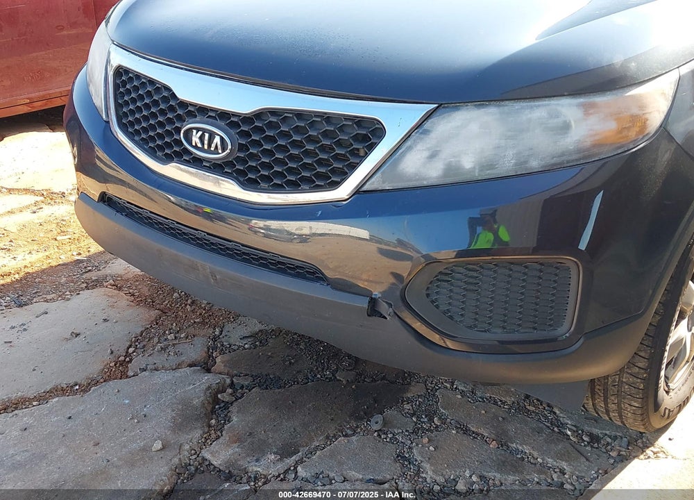 2012 KIA SORENTO VIN: 5XYKT4A18CG234299