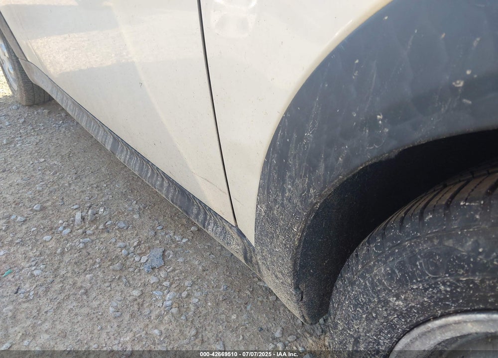 2013 MINI COOPER VIN: WMWSU3C5XDT687396