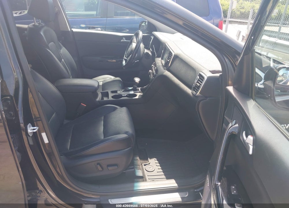 2017 KIA SPORTAGE VIN: KNDPRCA66H7129467