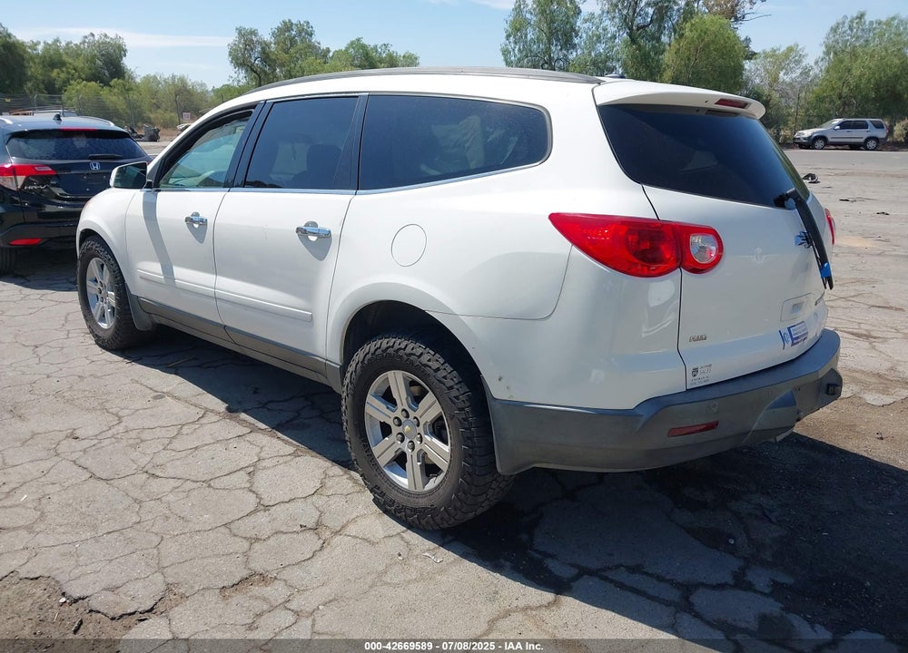 2011 CHEVROLET TRAVERSE VIN: 1GNKVGED5BJ131329