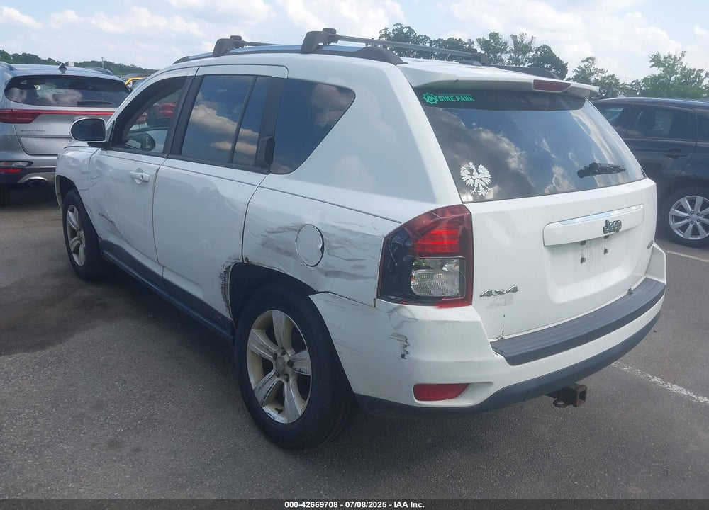 2014 JEEP COMPASS VIN: 1C4NJDEBXED858760