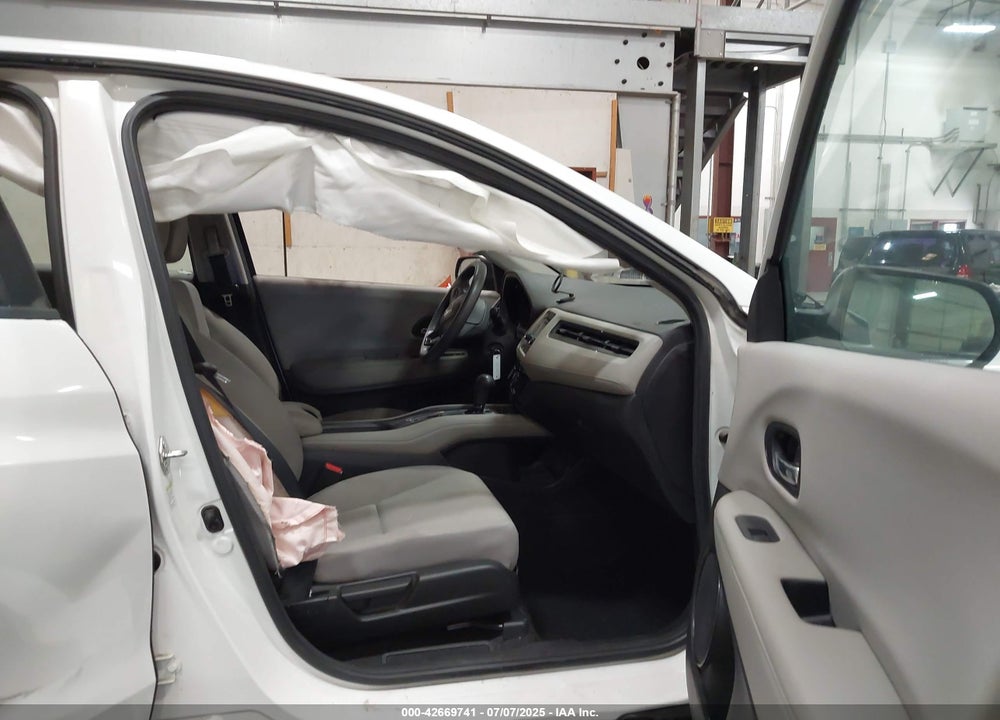 2016 HONDA HR-V VIN: 3CZRU6H31GM748626