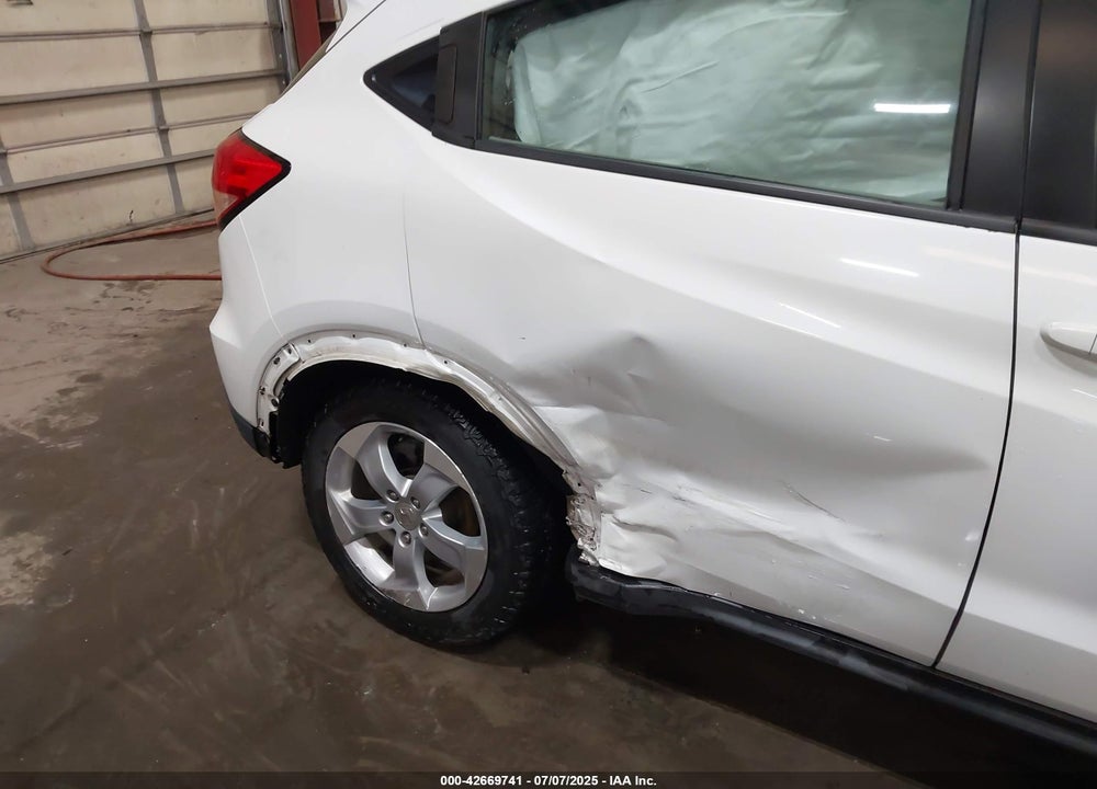 2016 HONDA HR-V VIN: 3CZRU6H31GM748626