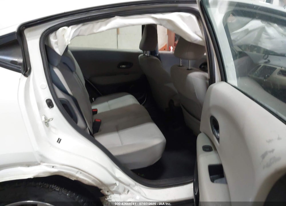 2016 HONDA HR-V VIN: 3CZRU6H31GM748626