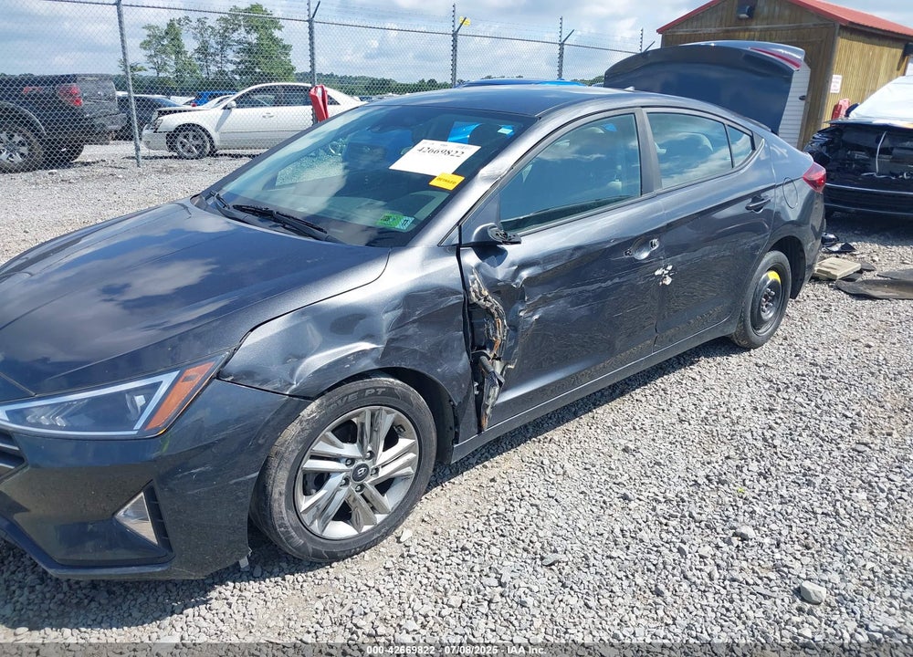 2020 HYUNDAI ELANTRA SEL VIN: 5NPD84LF8LH624010