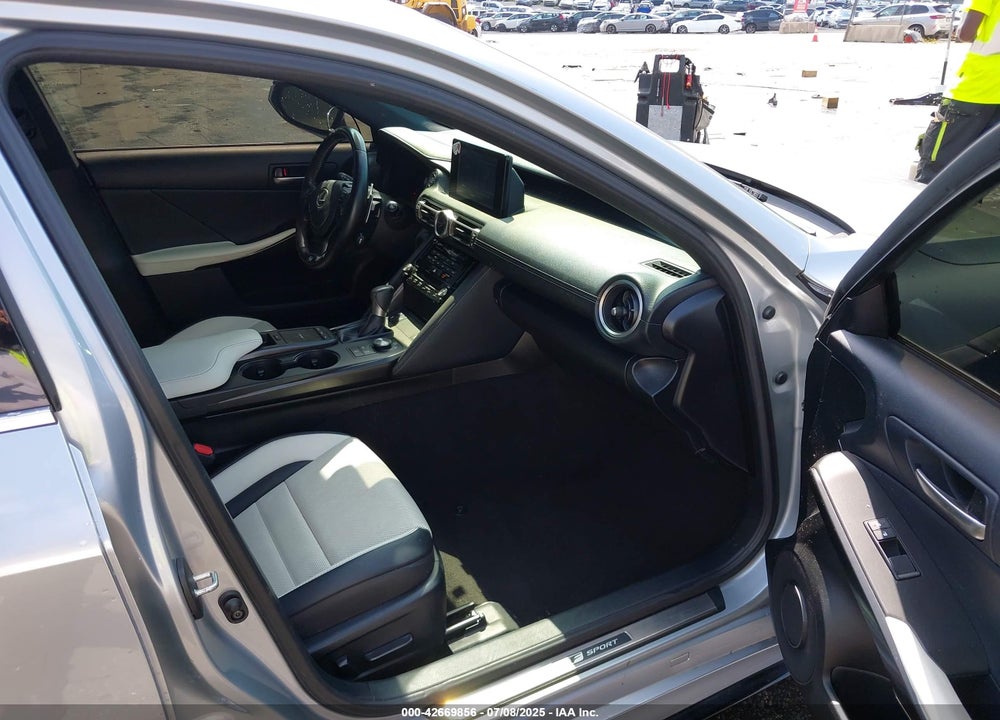 2021 LEXUS IS 350 F-SPORT VIN: JTHGZ1B26M5042351