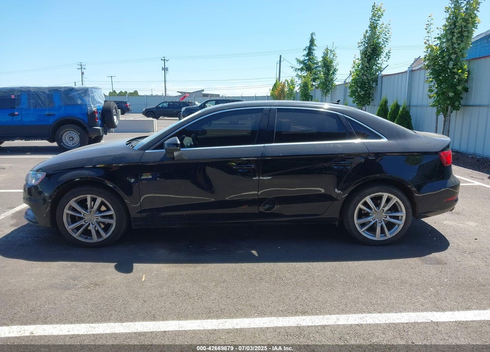 2015 AUDI A3 VIN: WAUAJGFF2F1042062