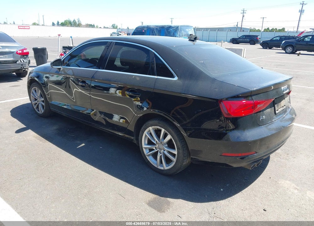 2015 AUDI A3 VIN: WAUAJGFF2F1042062