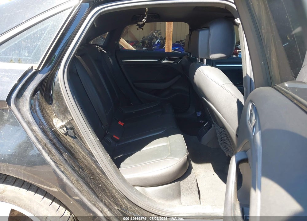 2015 AUDI A3 VIN: WAUAJGFF2F1042062