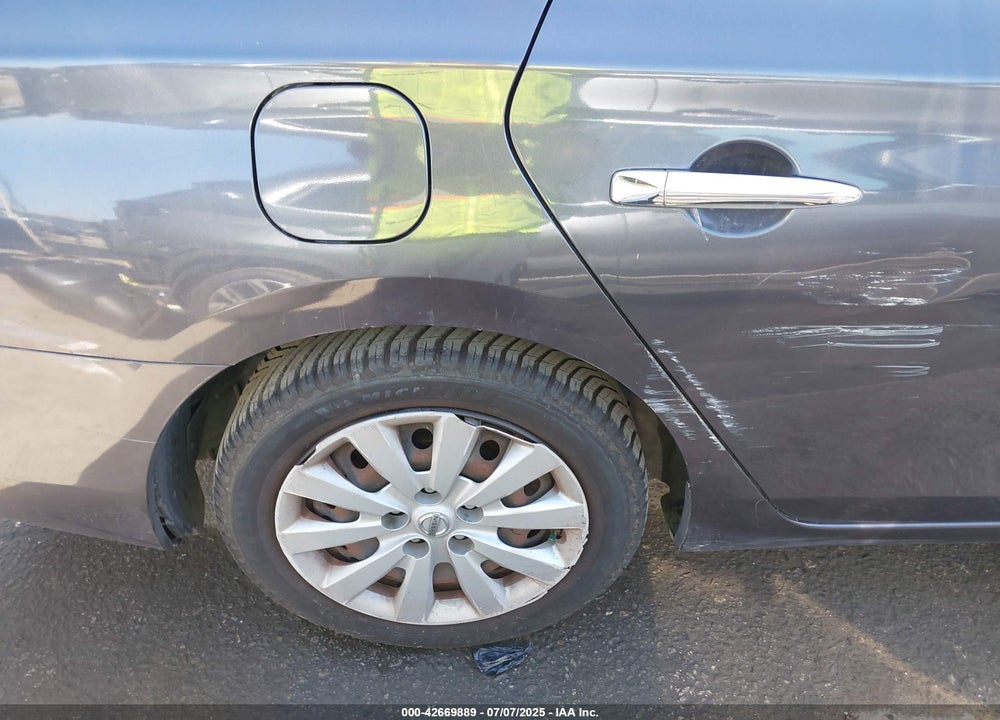 2014 NISSAN SENTRA VIN: 3N1AB7AP6EL663055