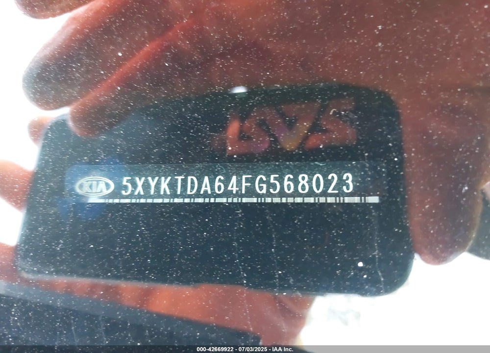 2015 KIA SORENTO VIN: 5XYKTDA64FG568023