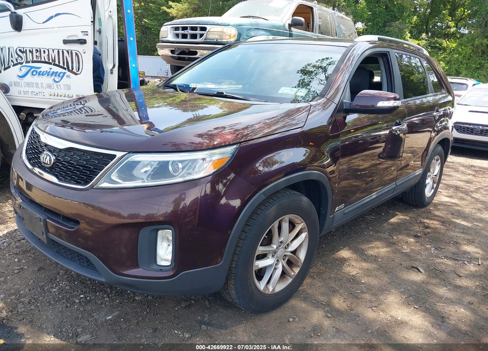 2015 KIA SORENTO VIN: 5XYKTDA64FG568023