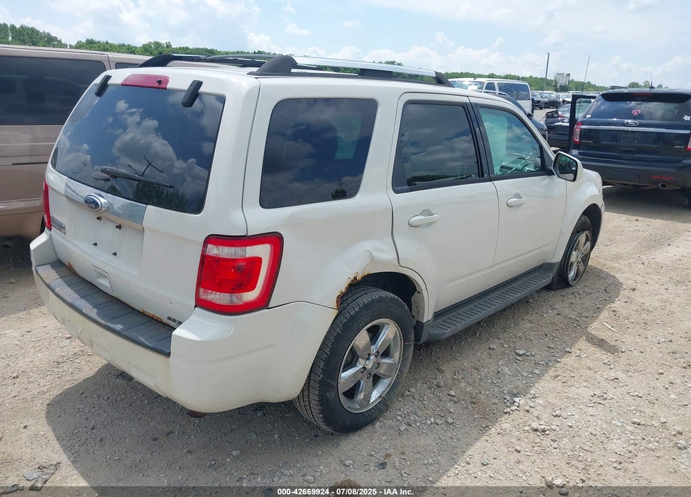 2011 FORD ESCAPE VIN: 1FMCU0E7XBKC61792