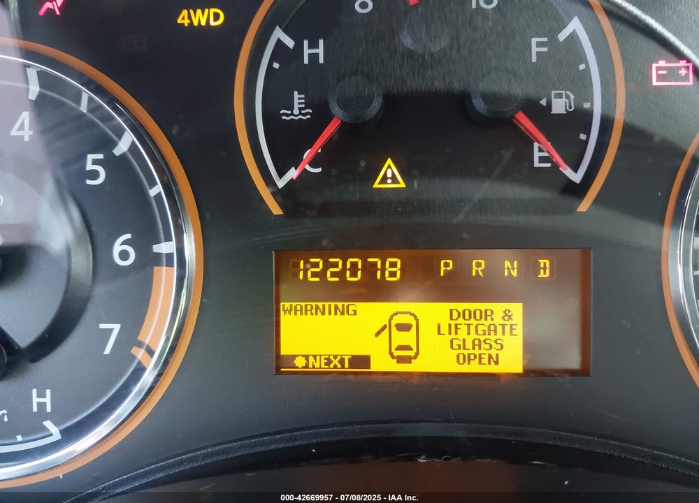 2015 NISSAN ARMADA PLATINUM VIN: 5N1BA0NE7FN605375
