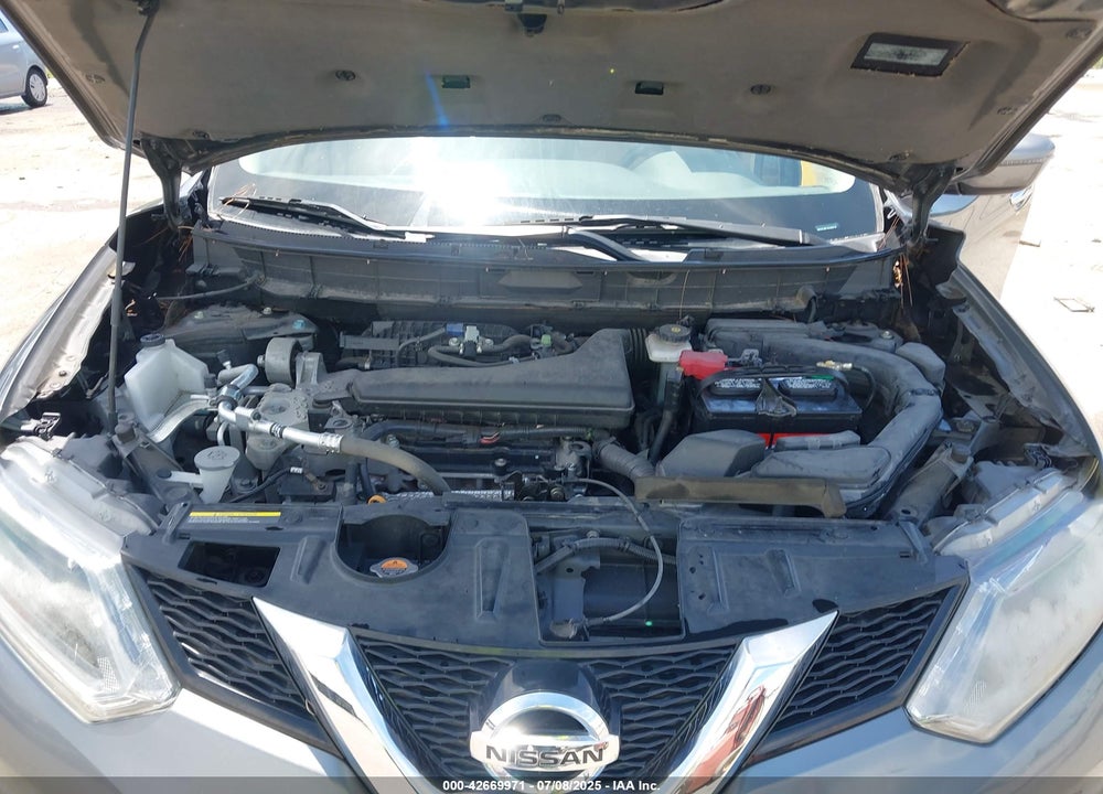 2016 NISSAN ROGUE VIN: 5N1AT2MT1GC922132