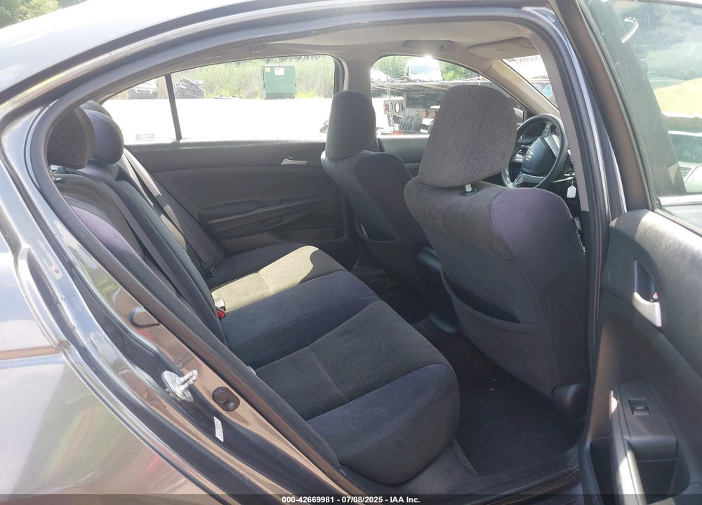 2009 HONDA ACCORD 2.4 LX-P VIN: 1HGCP26469A149309