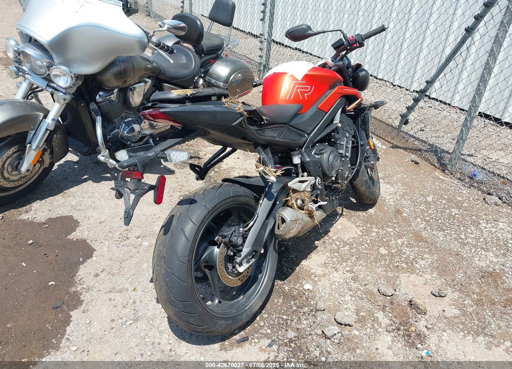 2025 TRIUMPH MOTORCYCLE STREET TRIPLE 765 R VIN: SMTA604S0STCC1873