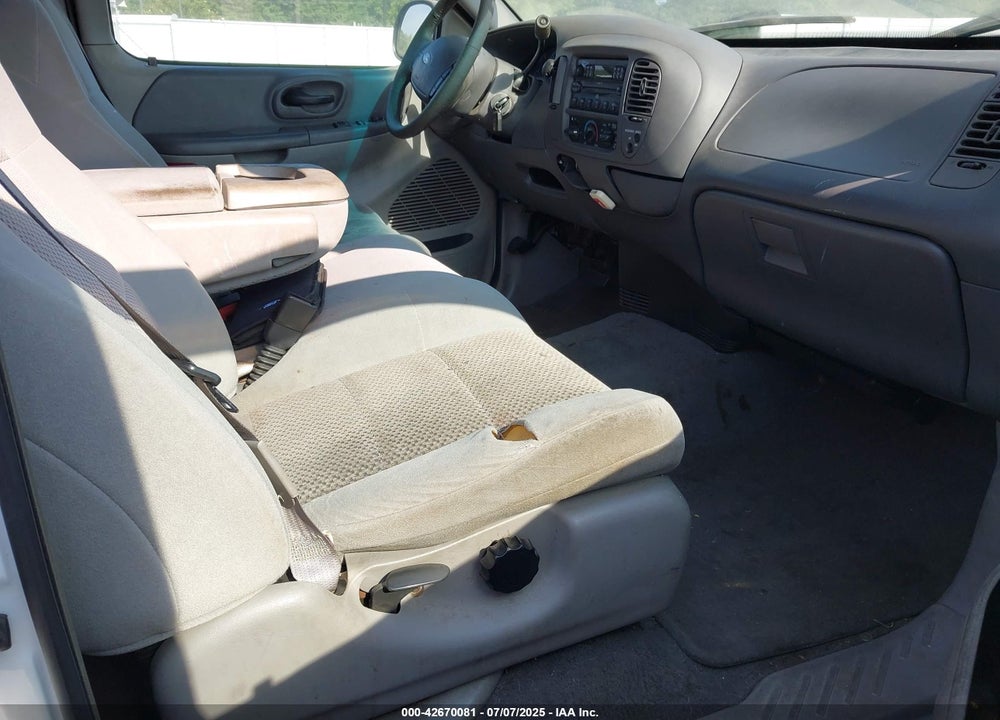 2003 FORD F-150 LARIAT/XL/XLT VIN: 1FTRX17W13NB93902
