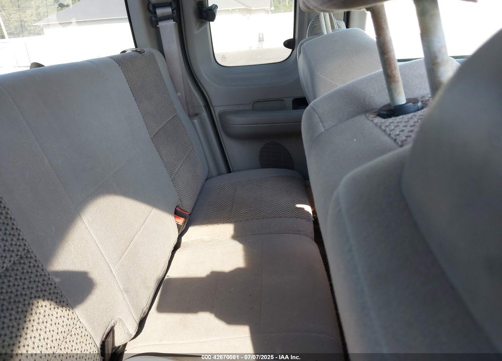 2003 FORD F-150 LARIAT/XL/XLT VIN: 1FTRX17W13NB93902