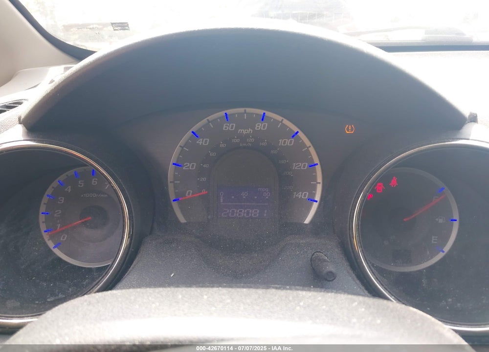 2012 HONDA FIT VIN: JHMGE8H50CC016117
