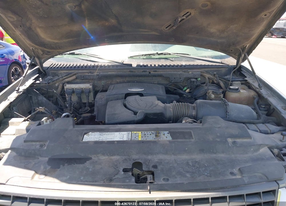 2003 FORD EXPEDITION XLT VIN: 1FMEU15L33LA32622