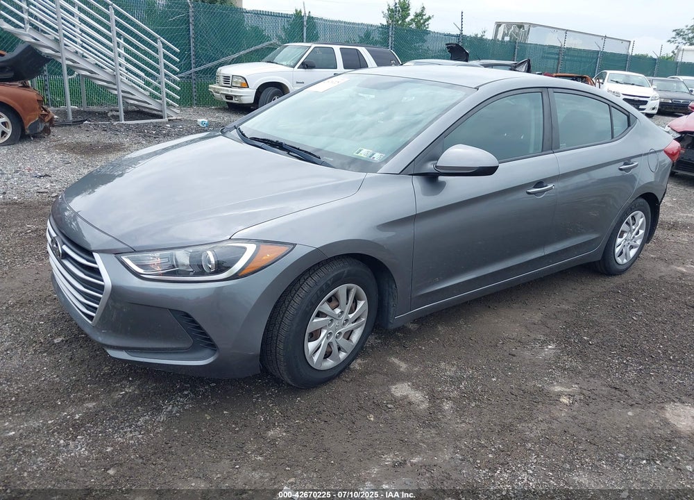 2018 HYUNDAI ELANTRA VIN: 5NPD74LF4JH353317