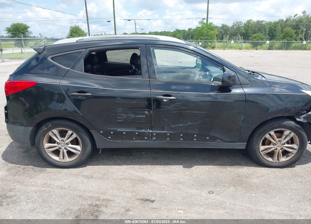 2011 HYUNDAI TUCSON GLS VIN: KM8JU3ACXBU193543