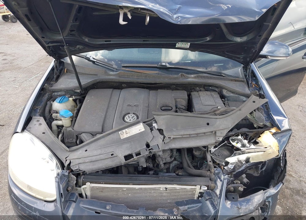 2010 VOLKSWAGEN JETTA VIN: 3VWRX7AJ4AM155780