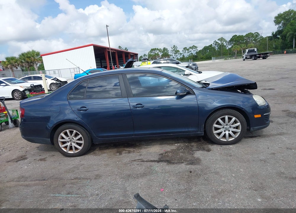 2010 VOLKSWAGEN JETTA VIN: 3VWRX7AJ4AM155780
