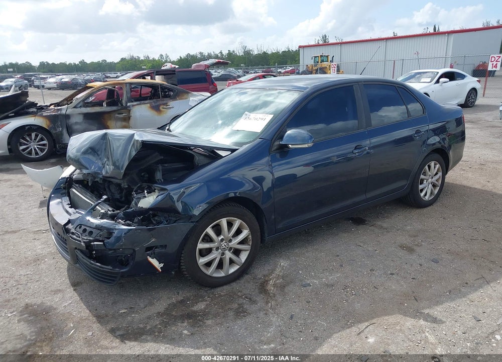 2010 VOLKSWAGEN JETTA VIN: 3VWRX7AJ4AM155780