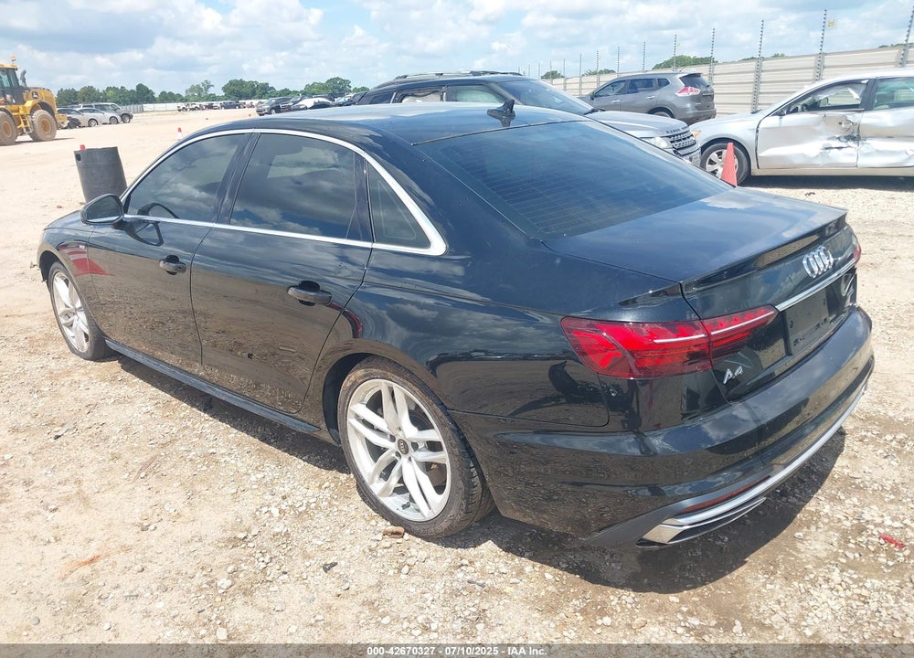 2022 AUDI A4 VIN: WAUEAAF49NN013209