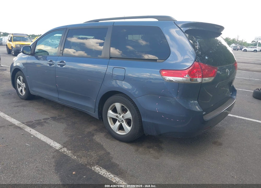 2014 TOYOTA SIENNA VIN: 5TDKK3DC6ES458218