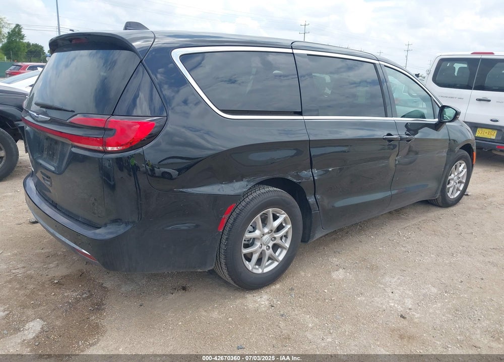 2025 CHRYSLER PACIFICA SELECT VIN: 2C4RC1BG6SR585805