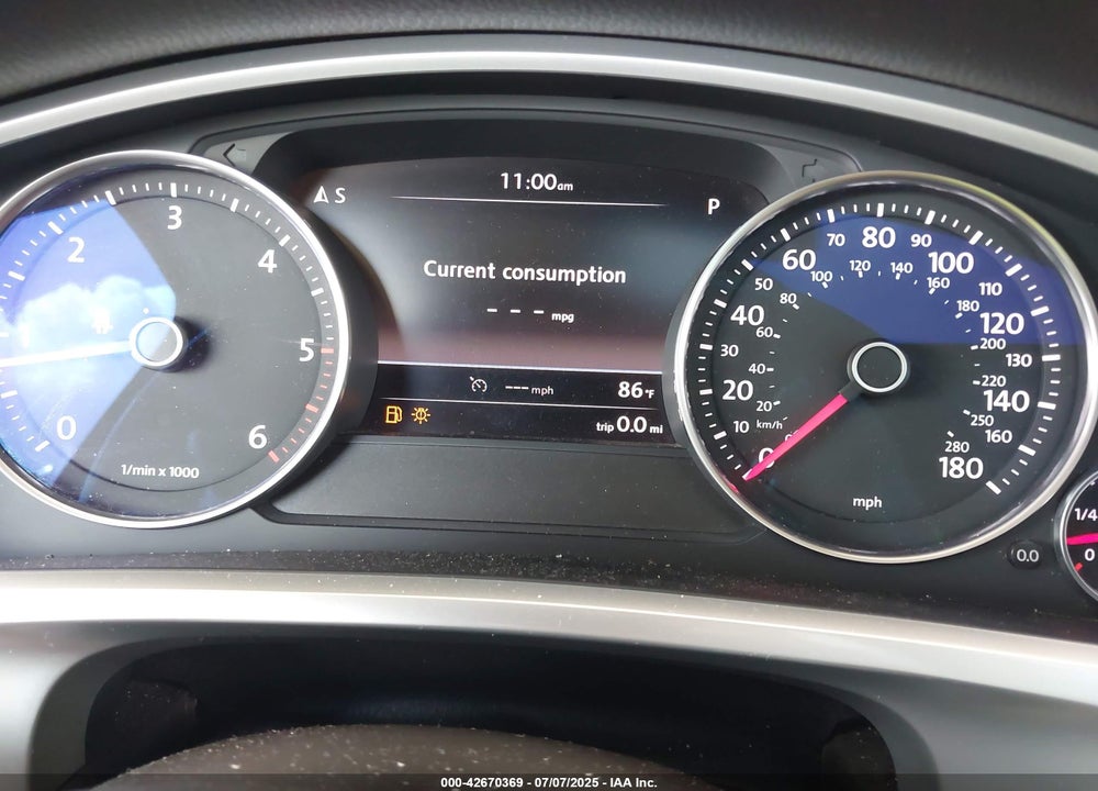 2014 VOLKSWAGEN TOUAREG VIN: WVGEP9BP2ED009360