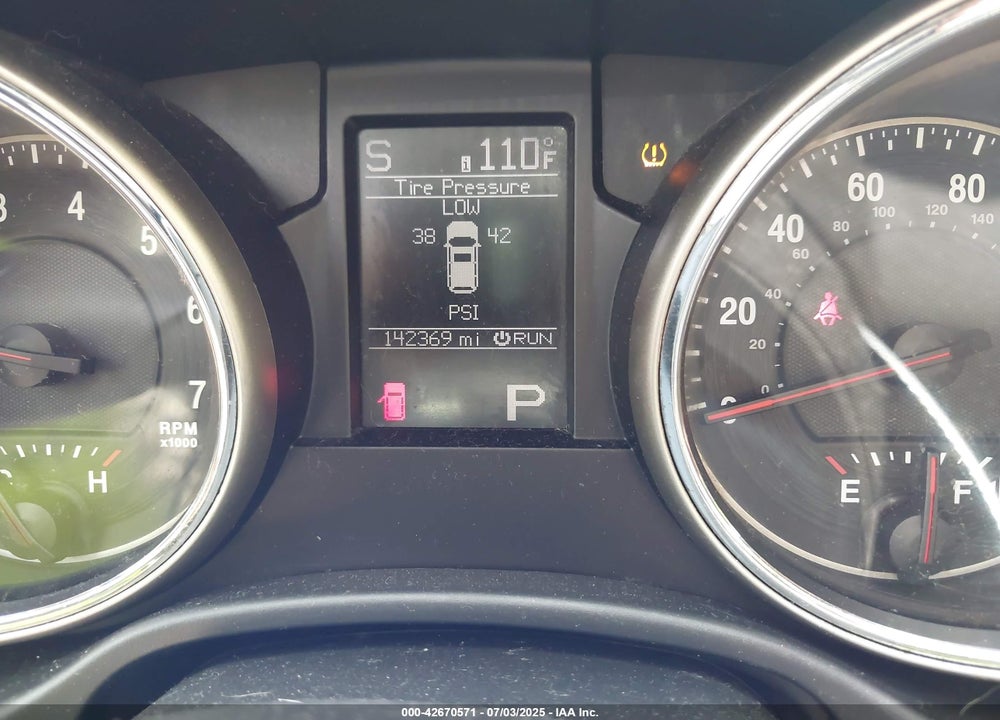 2011 JEEP GRAND CHEROKEE OVERLAND VIN: 1J4RR6GTXBC626392