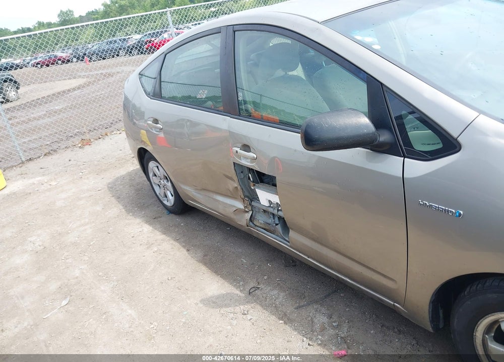 2008 TOYOTA PRIUS VIN: JTDKB20U983302995