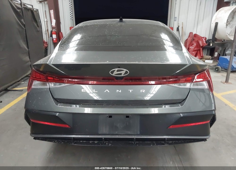2024 HYUNDAI ELANTRA VIN: KMHLS4DG6RU673771
